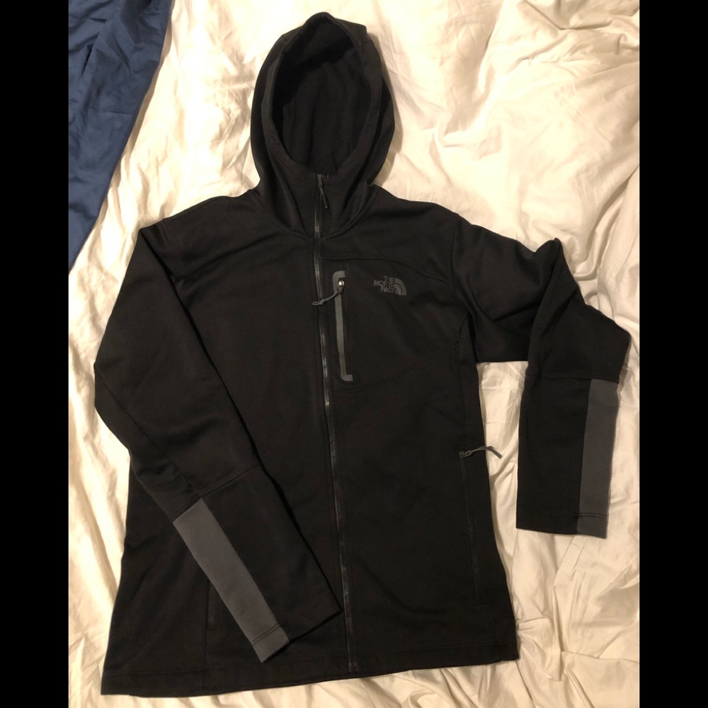 The North face hoodie! Good condition!